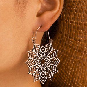 Earrings ~ Geometric ~ Silver ~  Mandela ~ Dazzle ~ Dangle